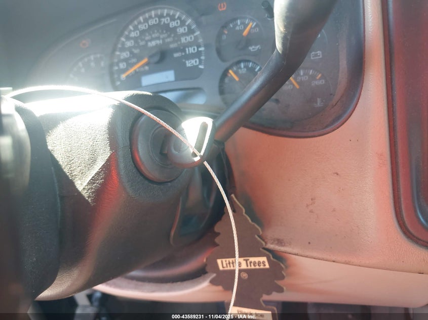 2005 GMC Yukon Xl 1500 Slt VIN: 3GKEC16Z75G233213 Lot: 43589231