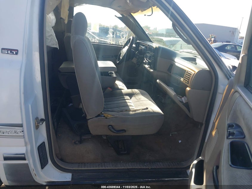 1995 Dodge Ram 1500 VIN: 1B7HF16ZXSS300553 Lot: 43589344