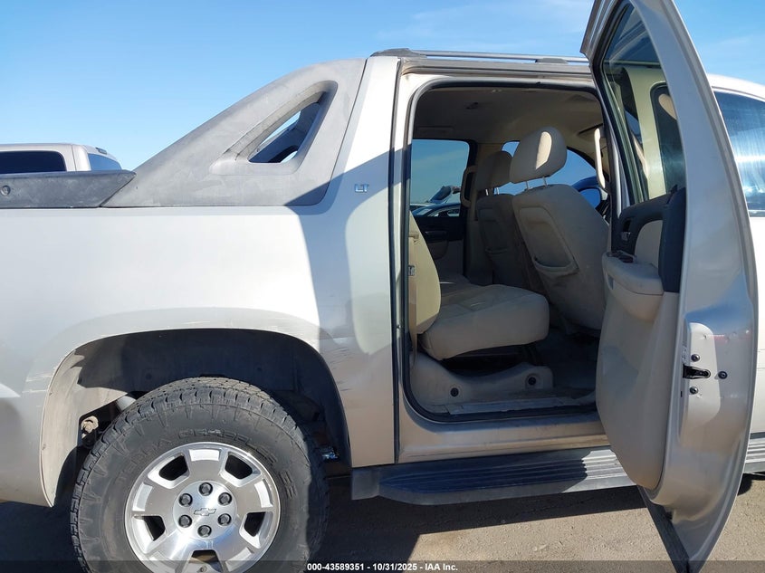 2007 Chevrolet Avalanche 1500 Lt VIN: 3GNEC12J47G114377 Lot: 43589351
