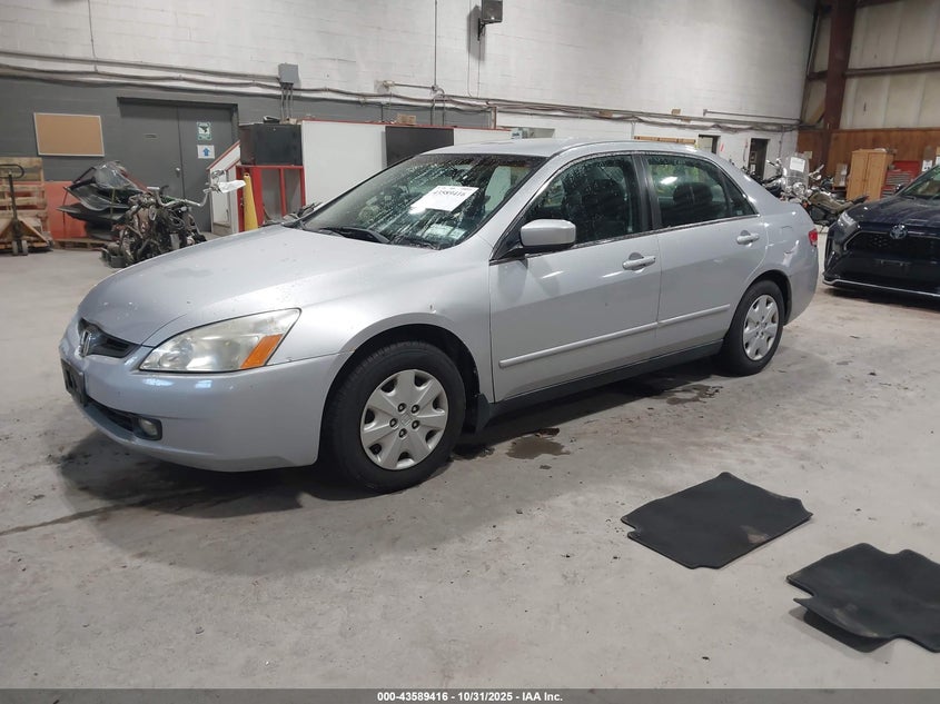 1HGCM56393A017945 2003 HONDA ACCORD photo no. 2