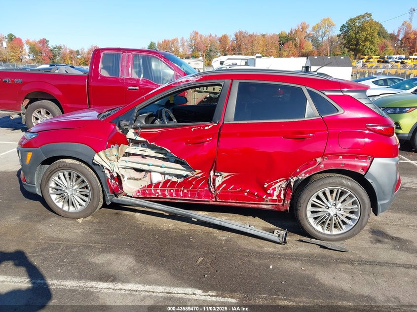 2018 HYUNDAI KONA SEL KM8K22AA7JU120020