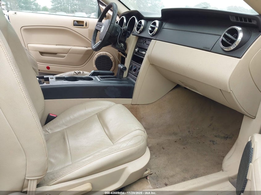 1ZVFT80N055107522 2005 FORD MUSTANG photo no. 5