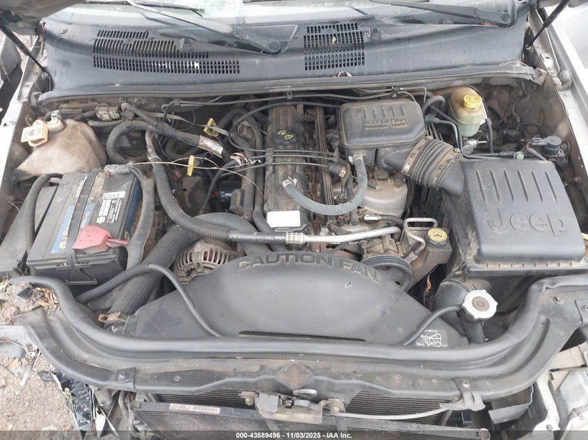 1J8GX48S42C147018 2002 JEEP GRAND CHEROKEE photo no. 10