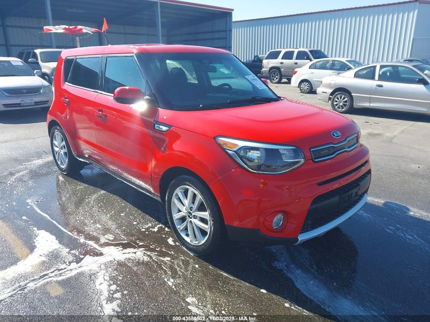 2017 KIA SOUL + - KNDJP3A55H7495455
