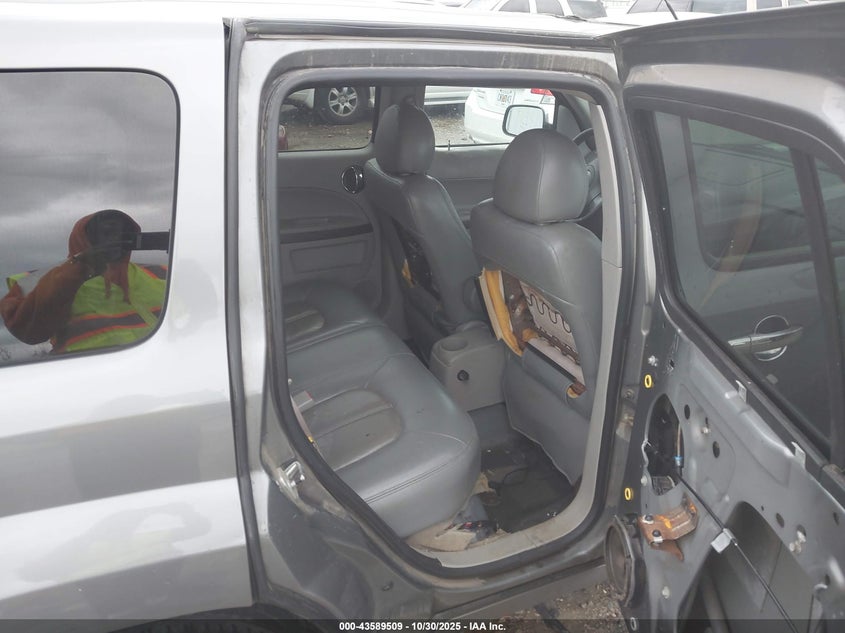 2006 Chevrolet Hhr Lt VIN: 3GNDA23P26S611532 Lot: 43589509