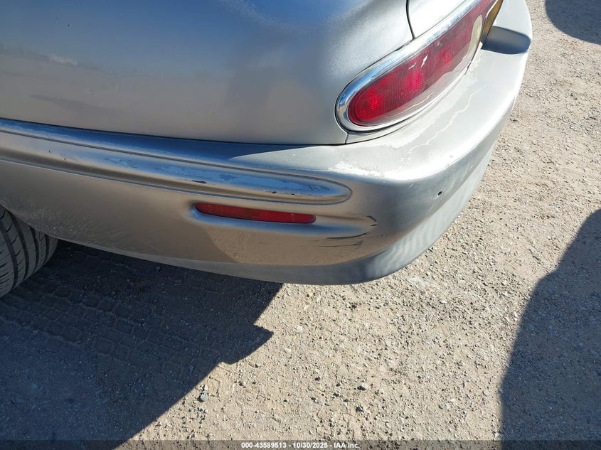 1996 Buick Riviera VIN: 1G4GD2217T4714771 Lot: 43589513