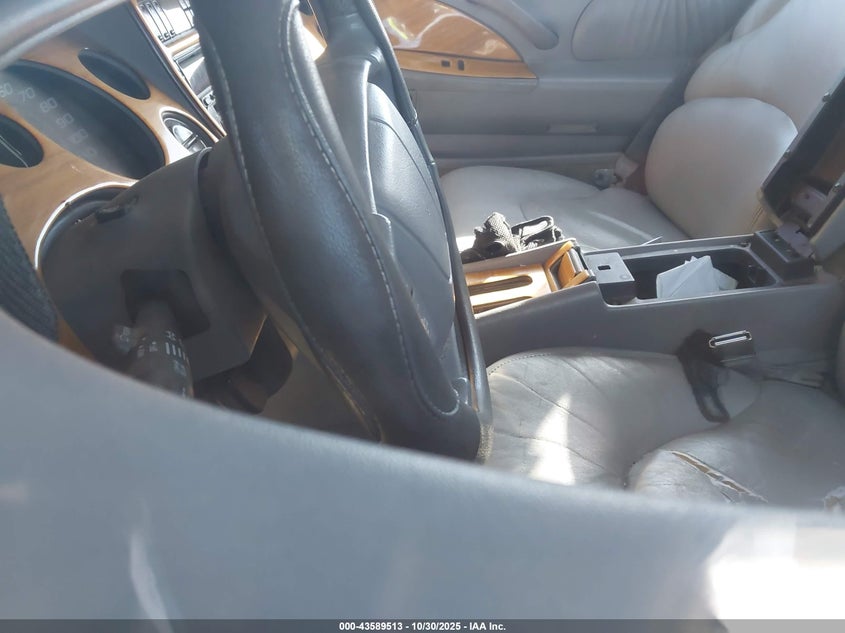 1996 Buick Riviera VIN: 1G4GD2217T4714771 Lot: 43589513