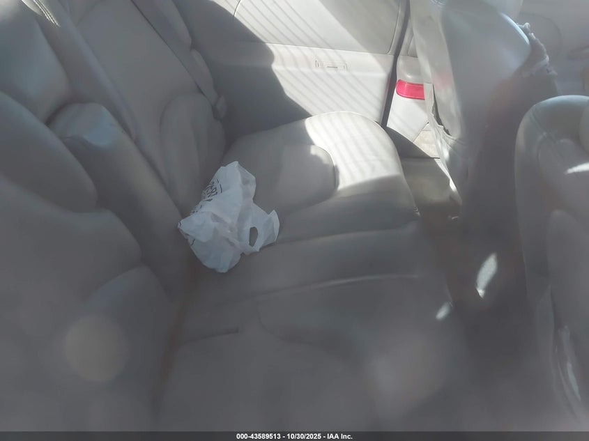 1996 Buick Riviera VIN: 1G4GD2217T4714771 Lot: 43589513