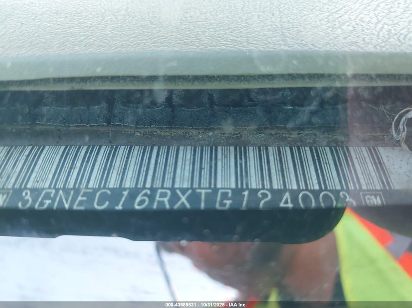 1996 Chevrolet Suburban C1500 VIN: 3GNEC16RXTG124003 Lot: 43589531