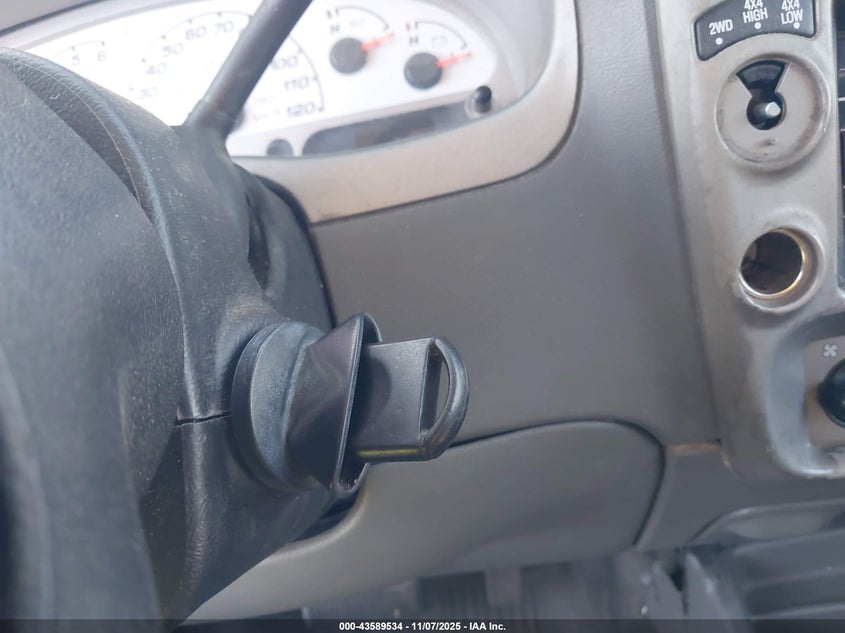 2004 Ford Explorer Sport Trac VIN: 1FMZU77K34UA65740 Lot: 43589534