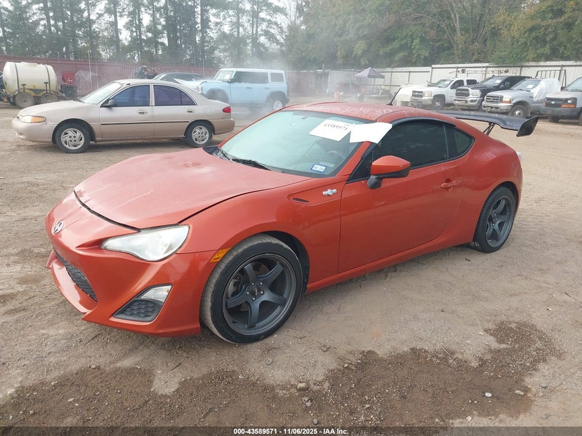 Vin: jf1znaa12d1701473, lot: 44084662, scion fr-s 20132