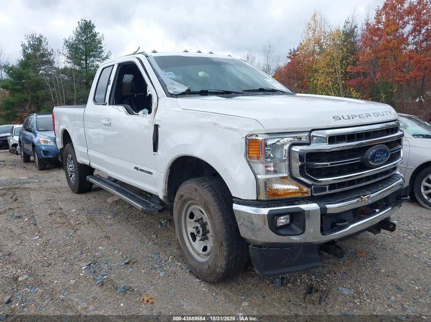 FORD F-250 LARIAT