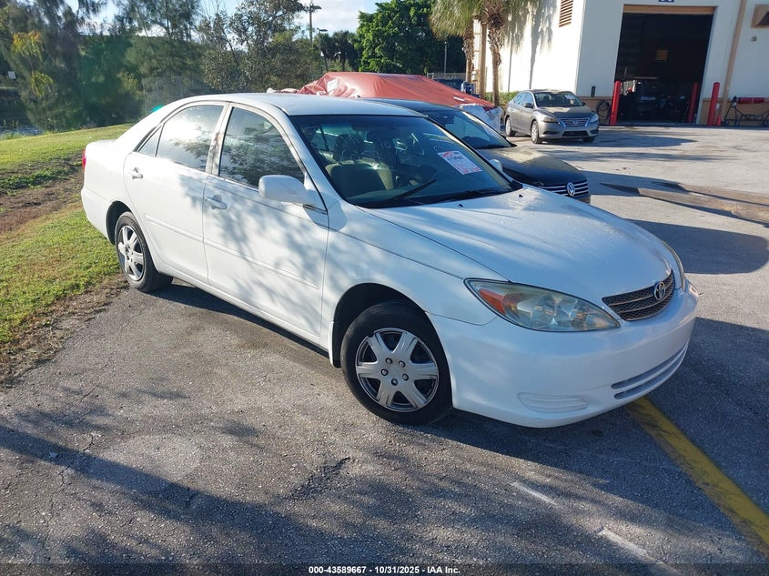 4T1BE32K23U156057 2003 Toyota Camry Le auction photo 1