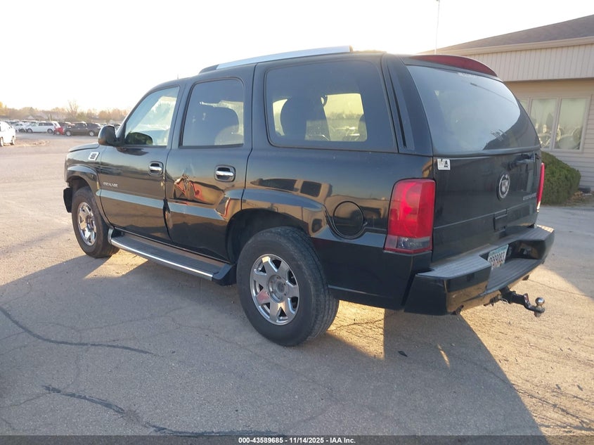 1GYEK63N74R263818 2004 CADILLAC ESCALADE photo no. 3