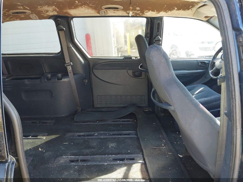 2002 Dodge Caravan Sport VIN: 1B4GP44322B709457 Lot: 43589762