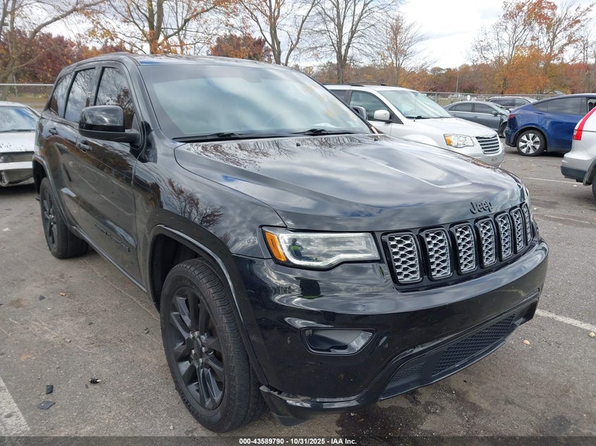 JEEP GRAND CHEROKEE LAREDO X 4X4
