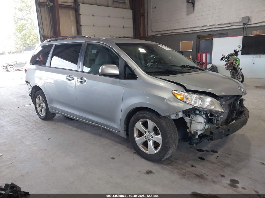 TOYOTA SIENNA LE 8 PASSENGER