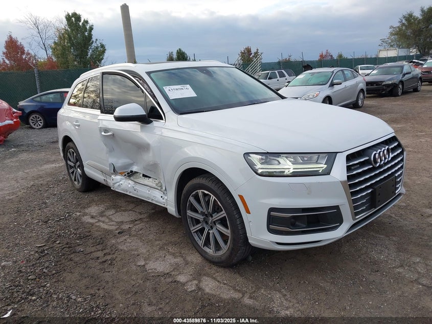 AUDI Q7 55 PREMIUM/55 SE PREMIUM