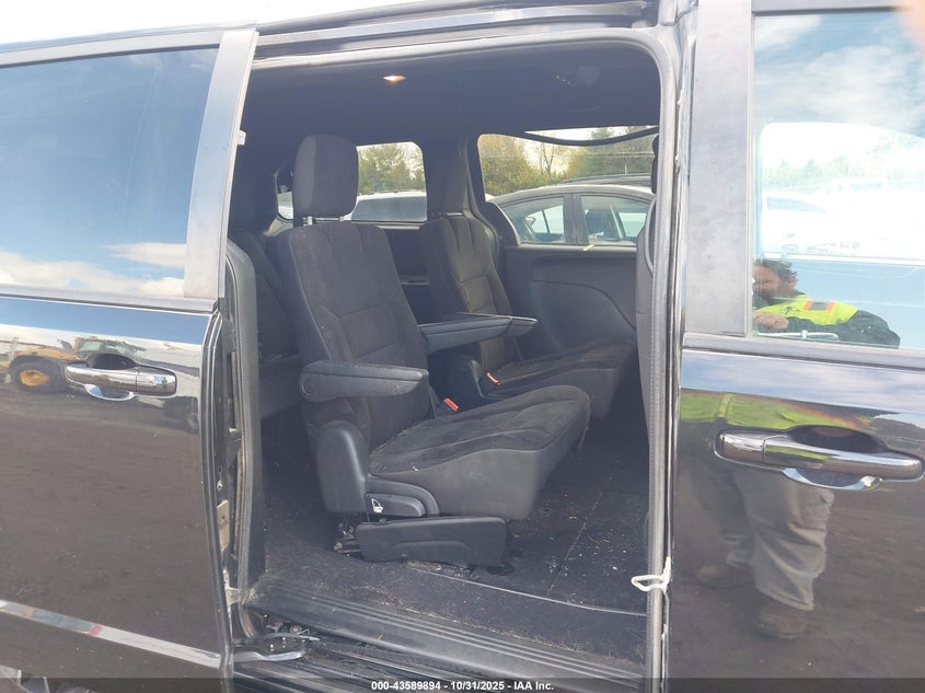 2018 Dodge Grand Caravan Se Plus VIN: 2C4RDGBG6JR214982 Lot: 43589894