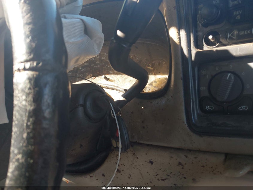 2002 GMC Sierra 2500Hd Sl VIN: 1GTHK23192F205488 Lot: 43589923