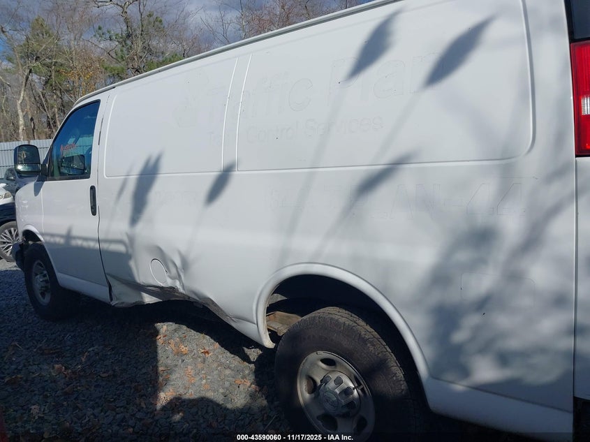 2016 Chevrolet Express 2500 Work Van VIN: 1GCWGAFF7G1125671 Lot: 43590060