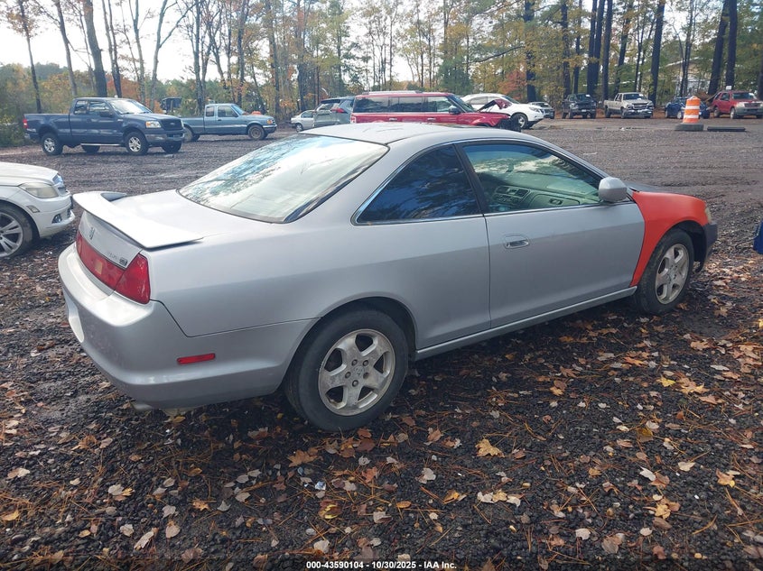1HGCG2252YA043453 2000 HONDA ACCORD photo no. 4