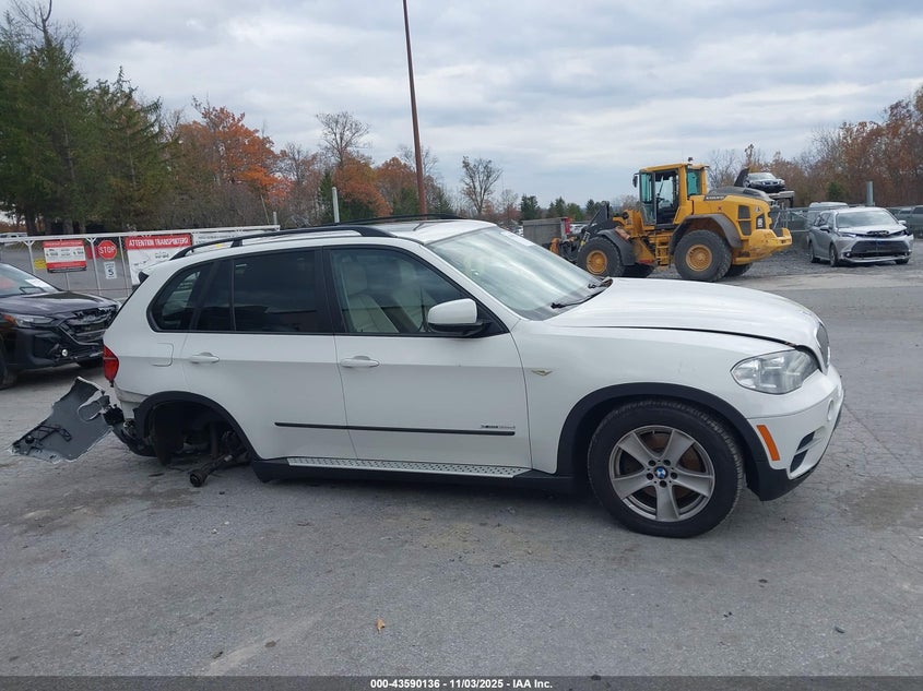 2012 BMW X5 xDrive35D VIN: 5UXZW0C55CL673719 Lot: 43590136
