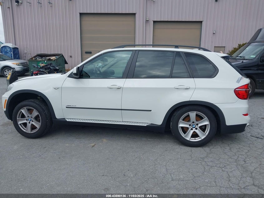 2012 BMW X5 xDrive35D VIN: 5UXZW0C55CL673719 Lot: 43590136