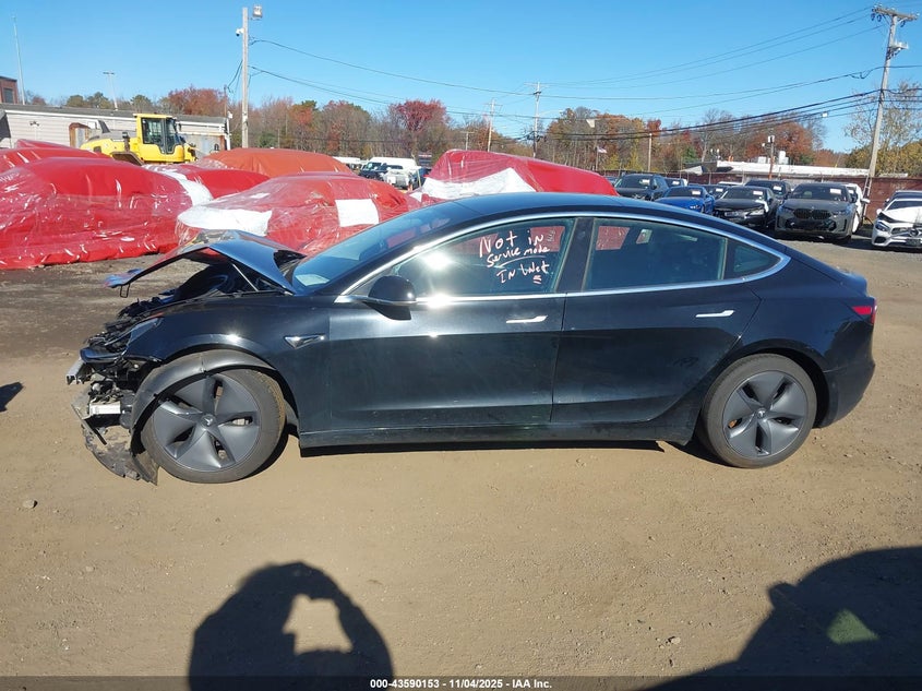 2019 Tesla Model 3 Long Range/Performance VIN: 5YJ3E1EB2KF451451 Lot: 43590153