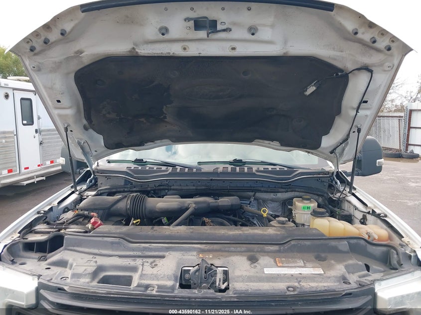 2017 Ford F-550 Chassis Xl VIN: 1FDUF5HY1HEB23002 Lot: 43590162