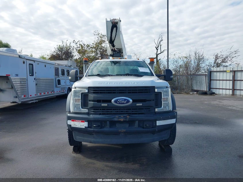 2017 Ford F-550 Chassis Xl VIN: 1FDUF5HY1HEB23002 Lot: 43590162