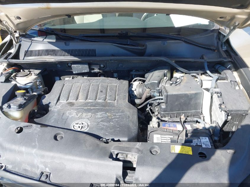 2008 Toyota Rav4 Base V6 VIN: JTMZK33V486011070 Lot: 43590164