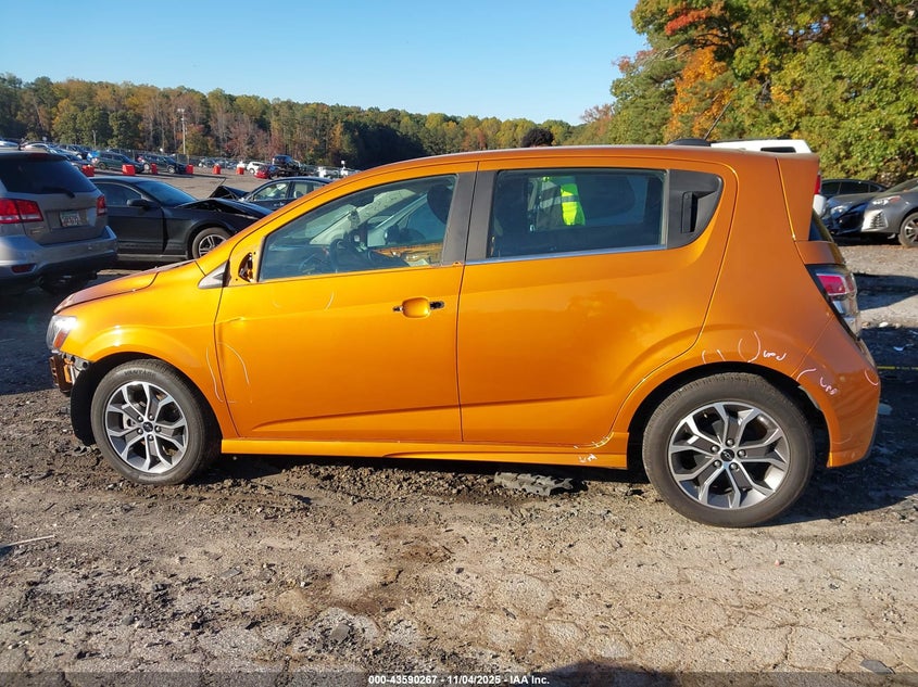 2018 CHEVROLET SONIC LT AUTO 1G1JD6SHXJ4120518