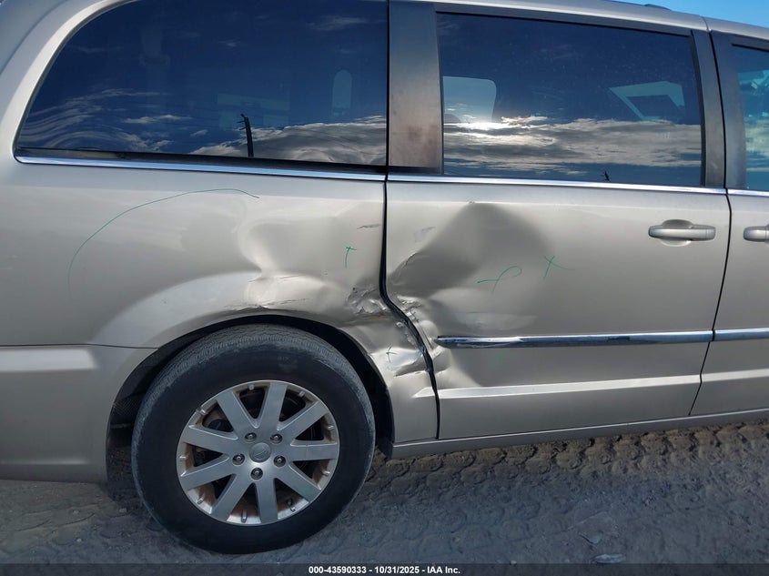 2016 Chrysler Town & Country Touring VIN: 2C4RC1BG7GR187591 Lot: 43590333