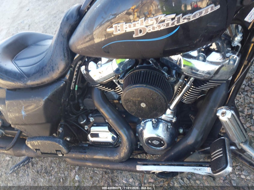 2018 Harley-Davidson Flhx Street Glide VIN: 1HD1KBC17JB629483 Lot: 43590379