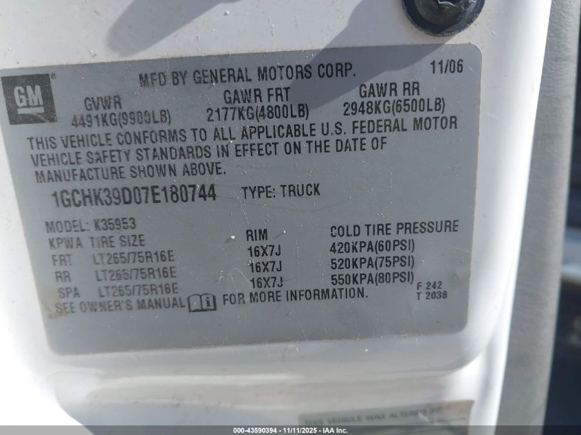2007 Chevrolet Silverado 3500 Classic Work Truck VIN: 1GCHK39D07E180744 Lot: 43590394
