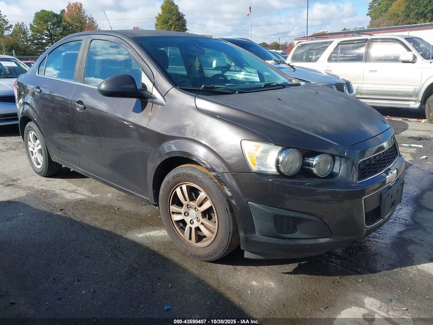CHEVROLET SONIC LT AUTO