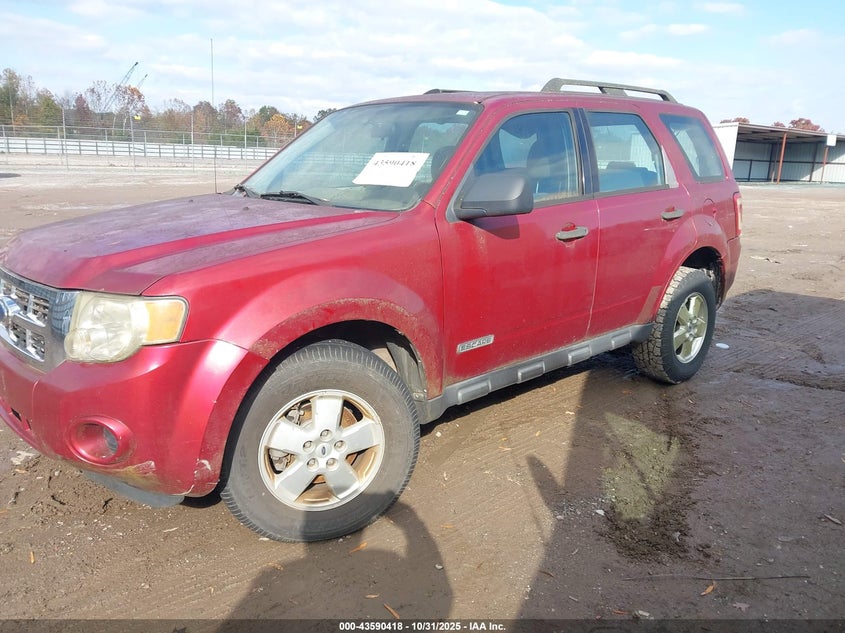 1FMCU02Z88KB59759 2008 FORD ESCAPE photo no. 2