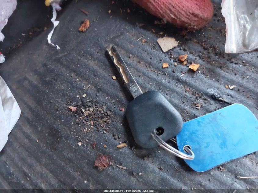 2018 Chevrolet Express 2500 Work Van VIN: 1GCWGAFG1J1164062 Lot: 43590471