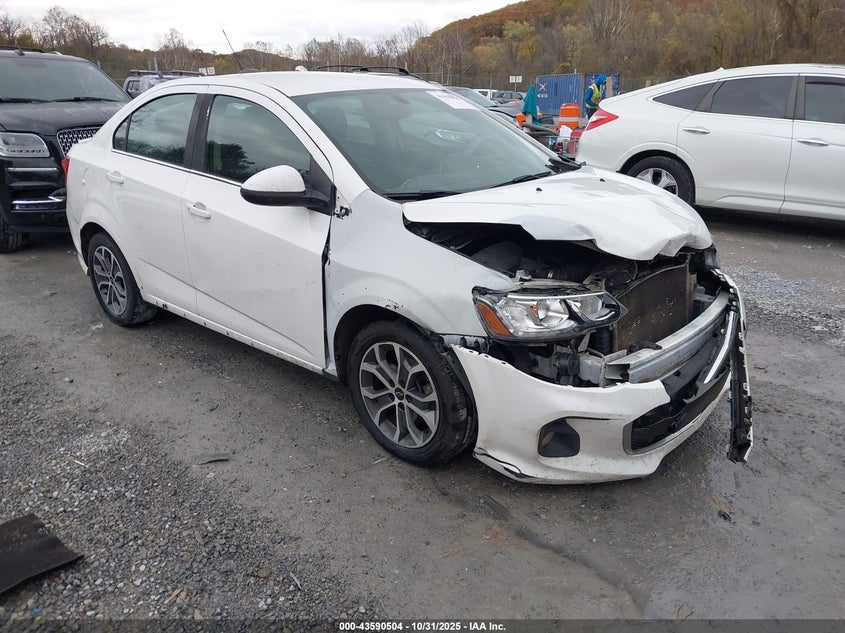 CHEVROLET SONIC FWD LT