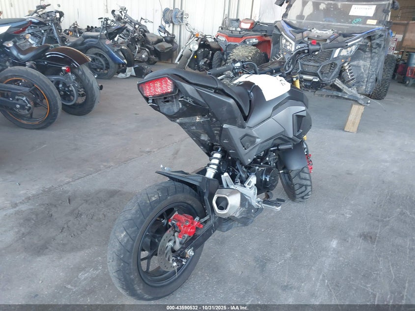 MLHJC7513J5005250 2018 HONDA GROM photo no. 4