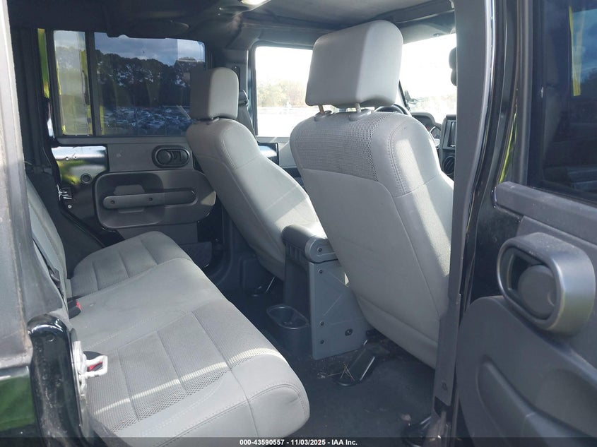 1J4GA591X7L194365 2007 JEEP WRANGLER photo no. 8