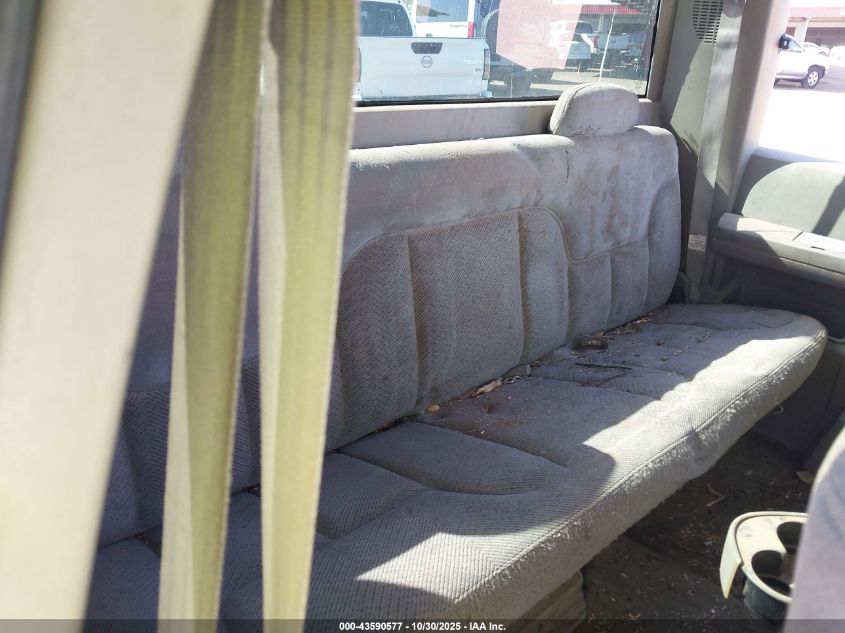 1997 Chevrolet C1500 Fleetside VIN: 2GCEC19R7V1207601 Lot: 43590577