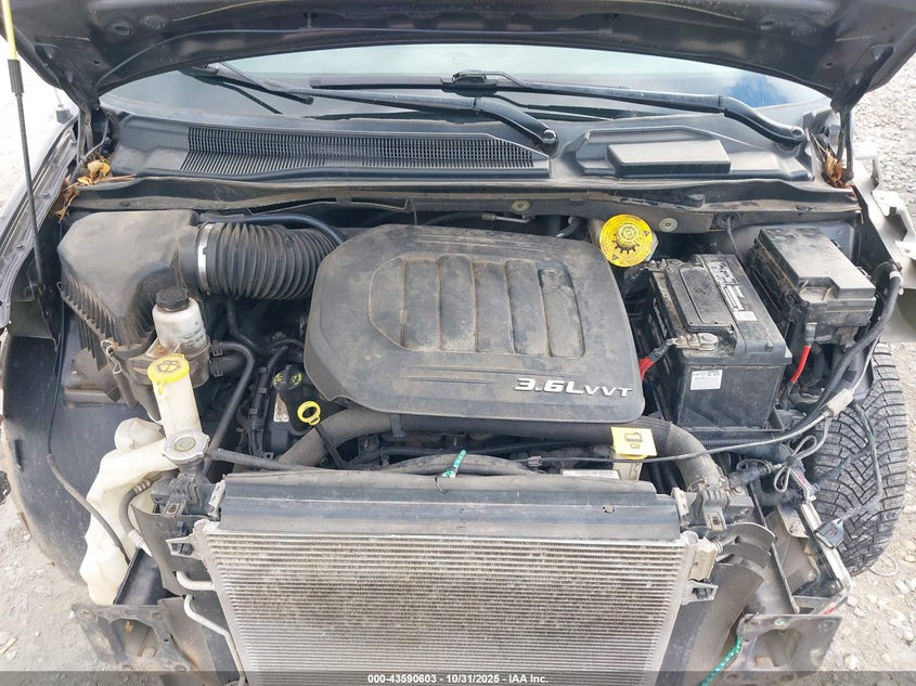 2015 Chrysler Town & Country Touring VIN: 2C4RC1BG1FR655393 Lot: 43590603