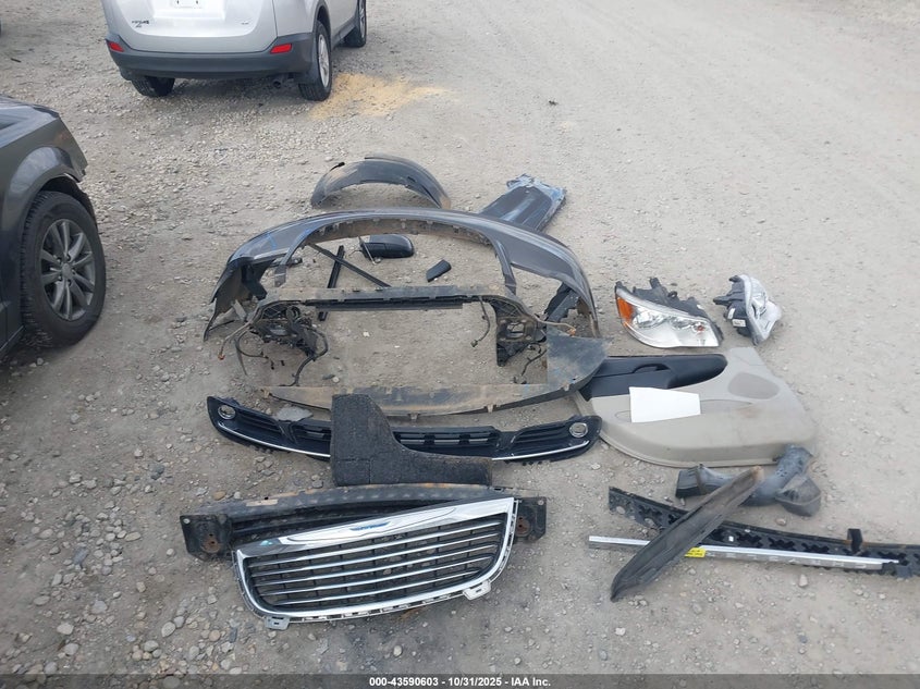 2015 Chrysler Town & Country Touring VIN: 2C4RC1BG1FR655393 Lot: 43590603