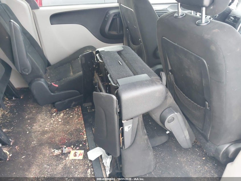 2015 Chrysler Town & Country Touring VIN: 2C4RC1BG1FR655393 Lot: 43590603