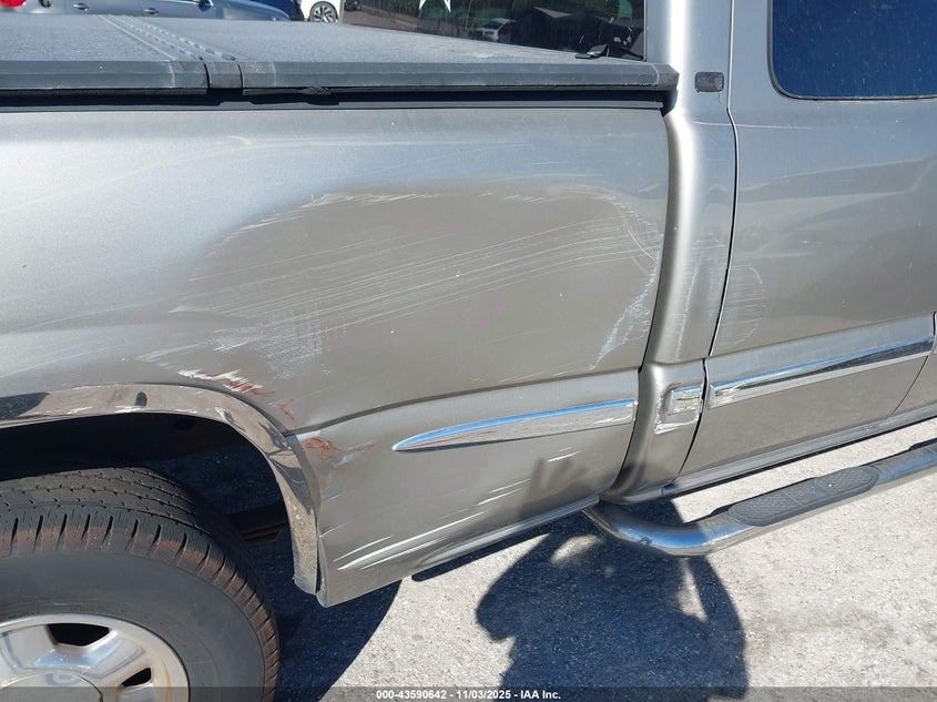 2001 GMC Sierra 1500 Sle VIN: 2GTEC19T811281759 Lot: 43590642