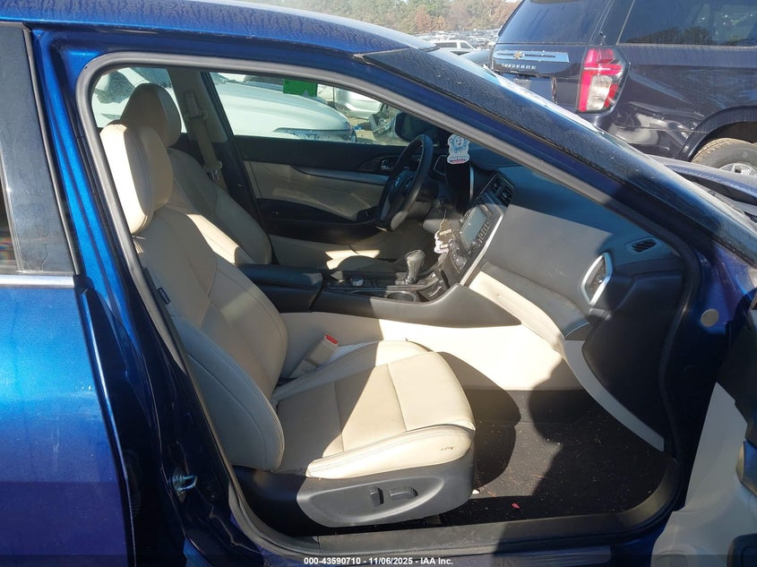 2017 Nissan Maxima 3.5 Sv VIN: 1N4AA6AP2HC452077 Lot: 43590710