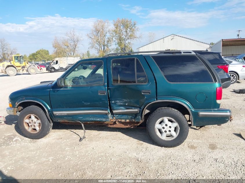 1998 Chevrolet Blazer Ls VIN: 1GNDT13WXW2265480 Lot: 43590782