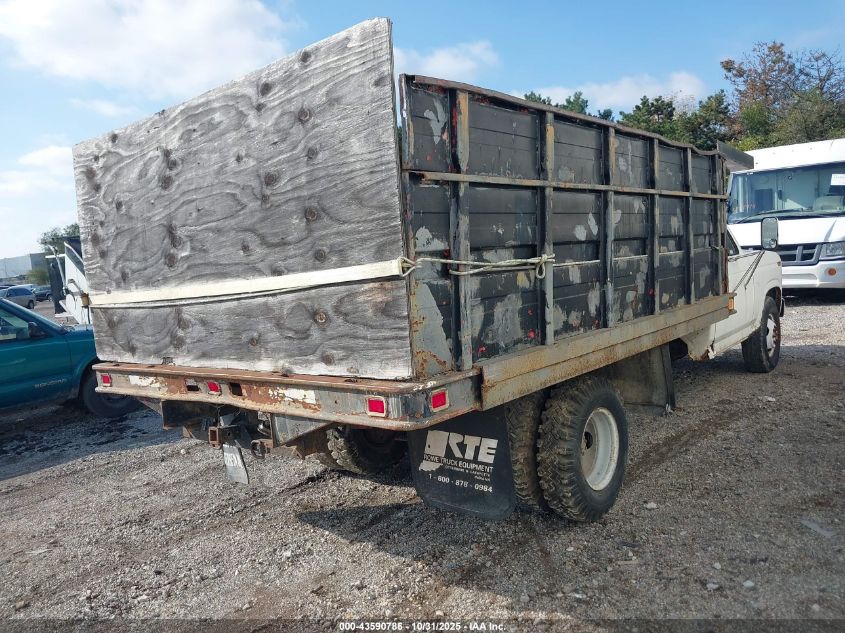 1FDJF37G8DNA24140 1983 FORD F350 photo no. 4